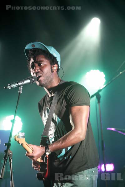 KELE OKEREKE - 2010-11-07 - PARIS - La Cigale - 